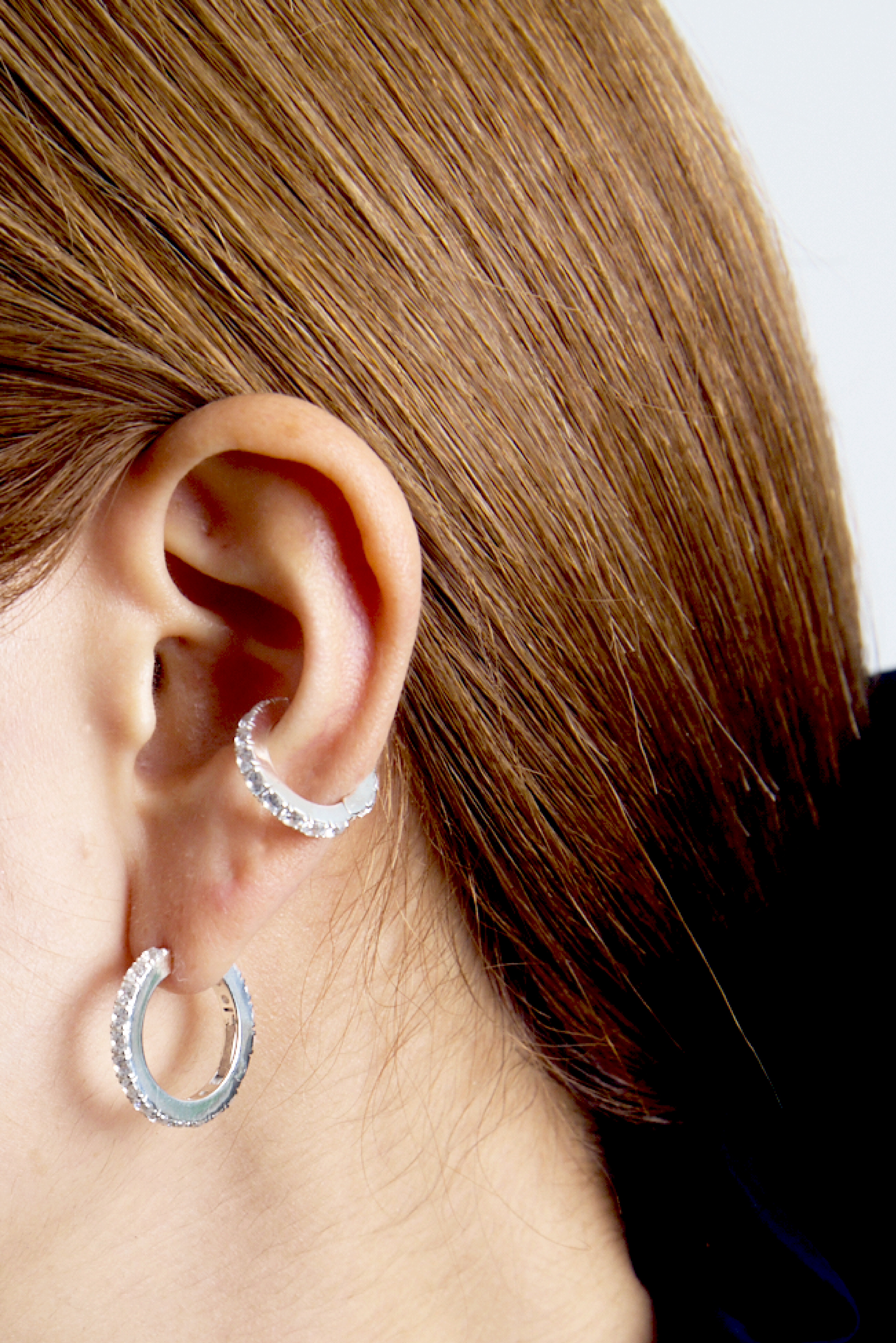 SPARKLING EAR CUFF