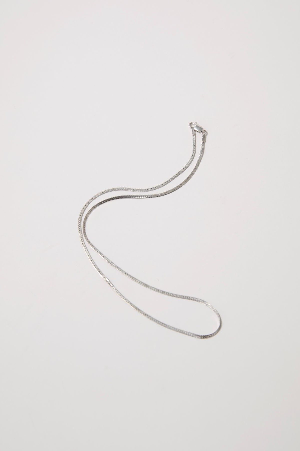 STONE NECKLACE (white)