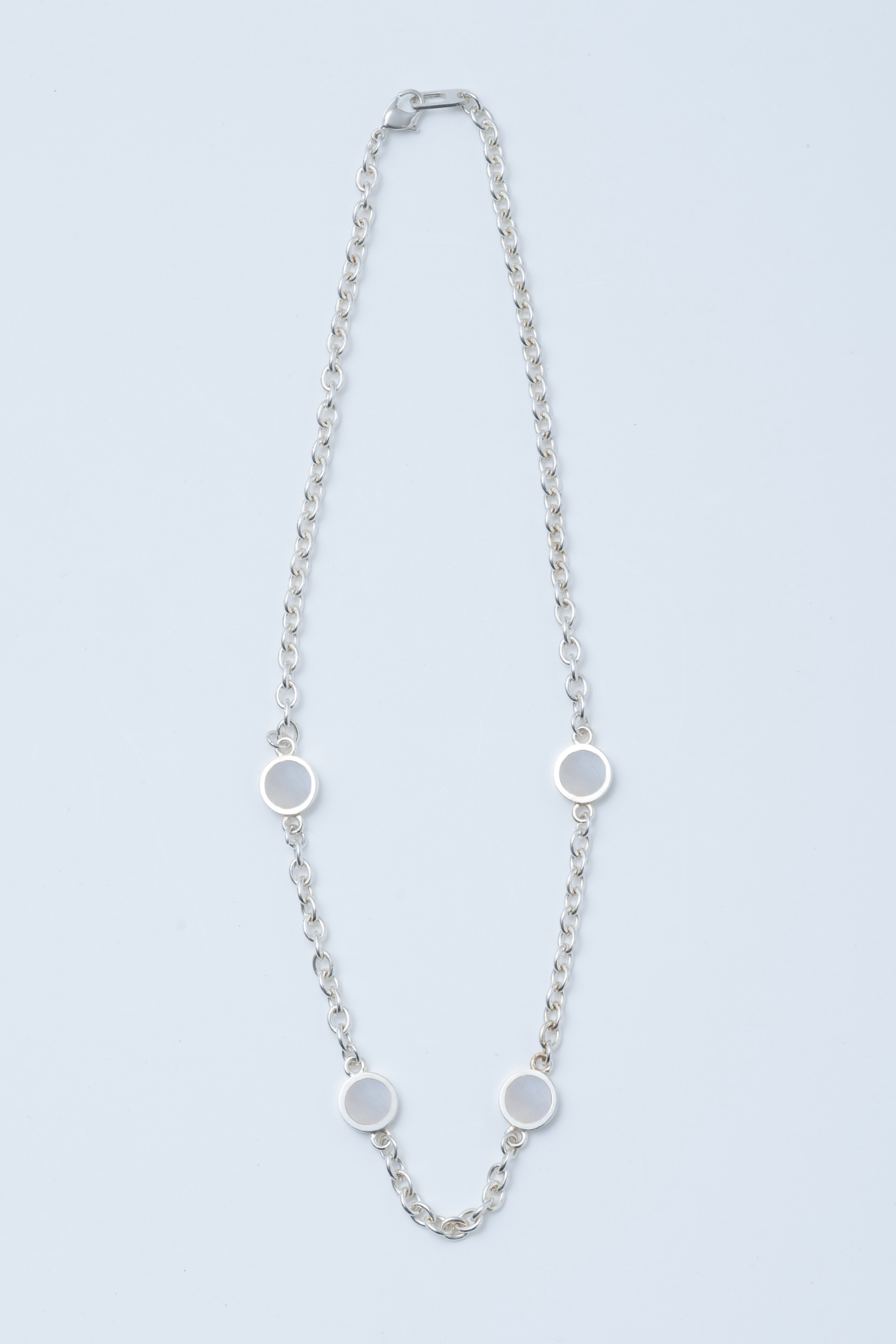 STONE NECKLACE (white)