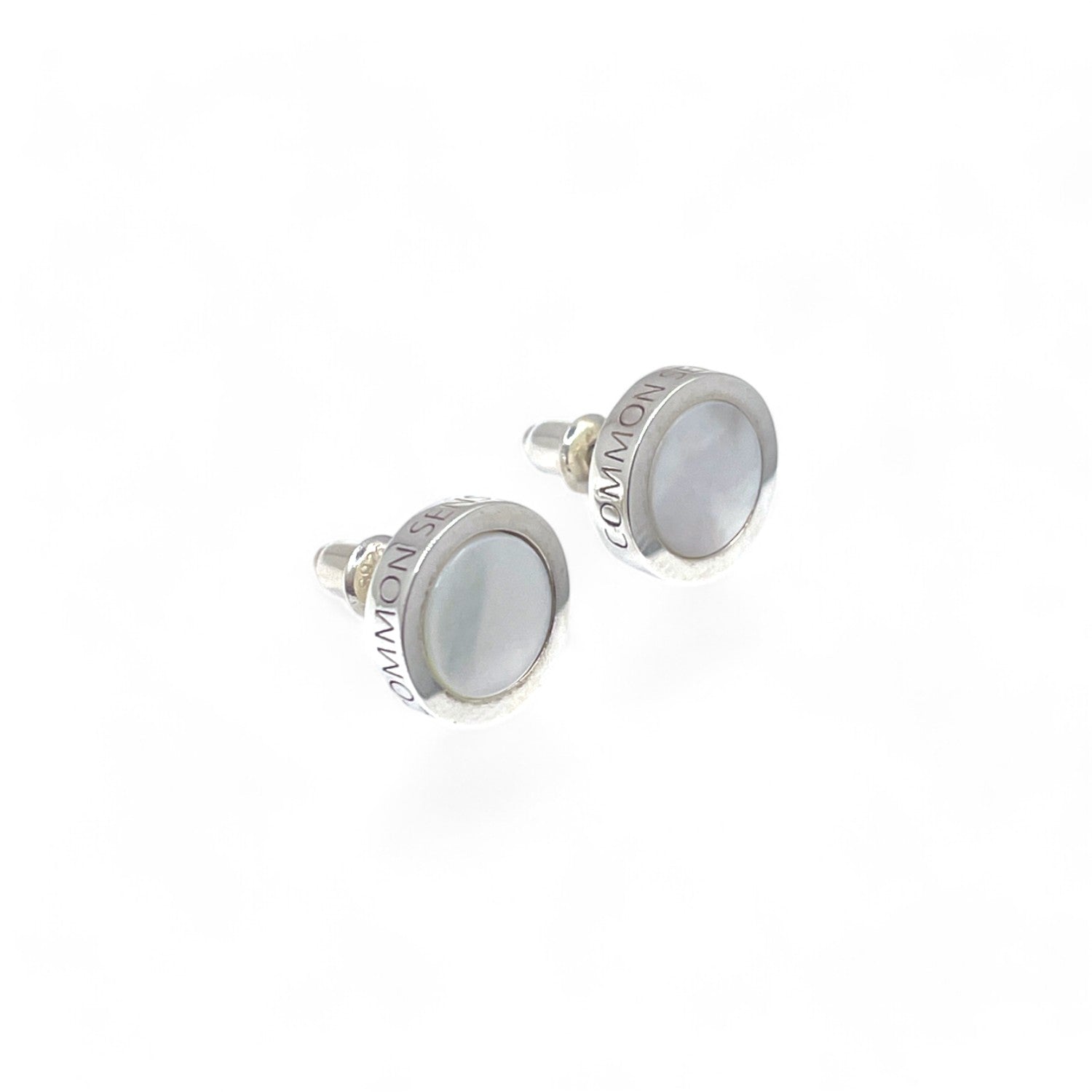 STONE EARRINGS（White / Shell）