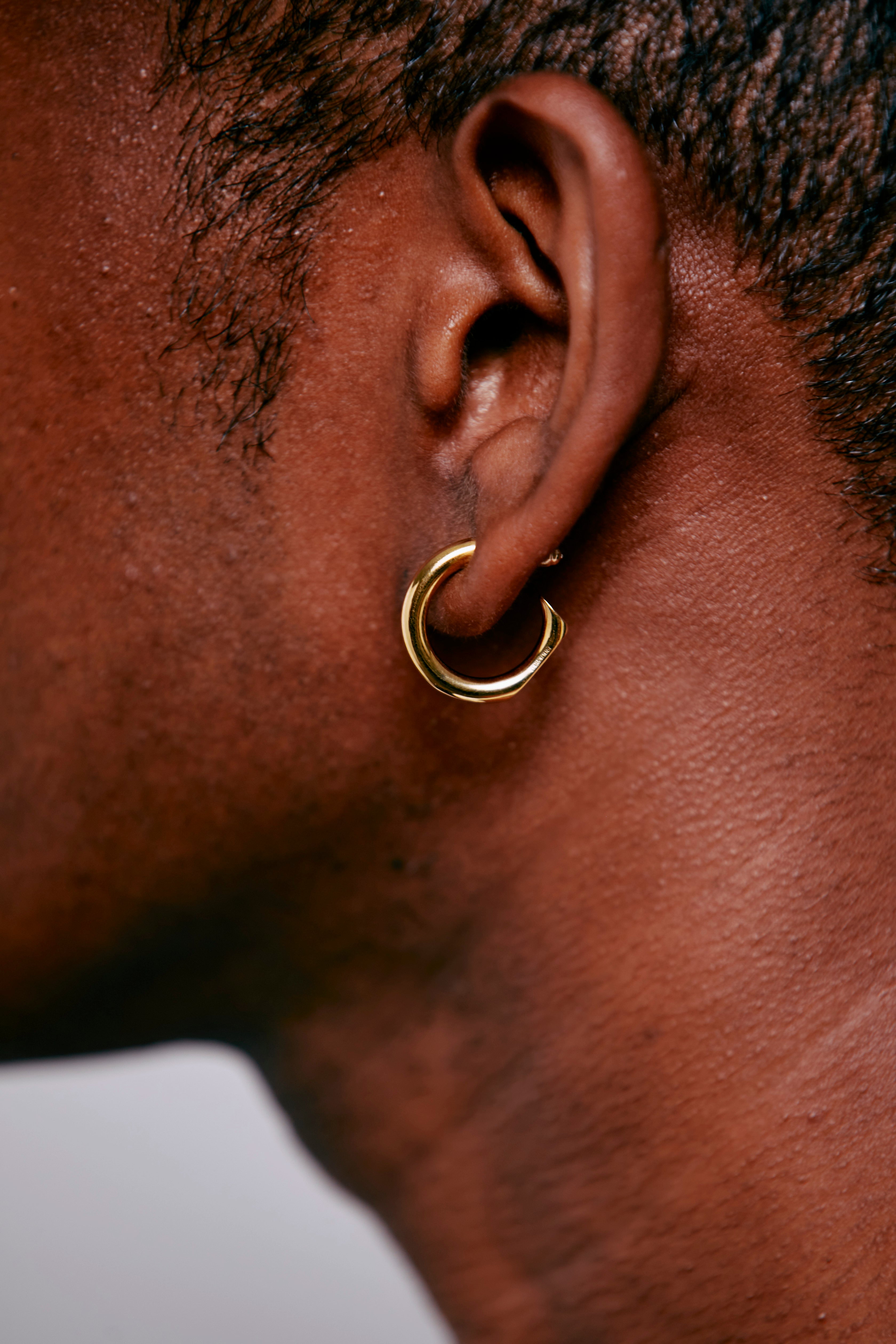 HOOP EARRINGS (Gold)