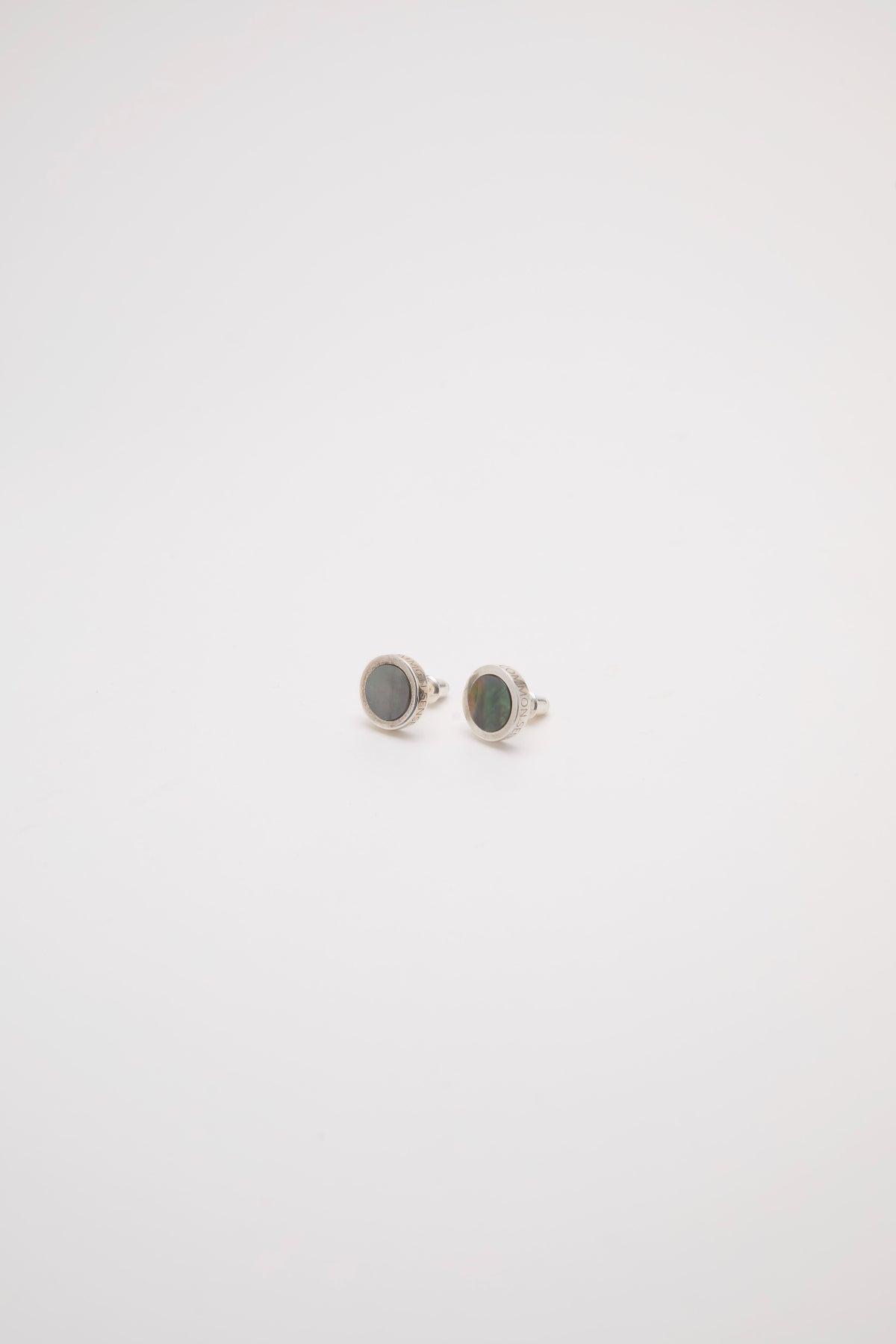 STONE EARRINGS（Black / Shell）